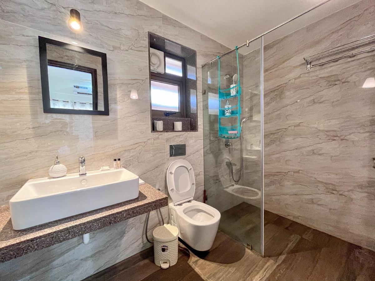 Ferienwohnung Acron Seawind Baga Arpora Calangute Exterior foto