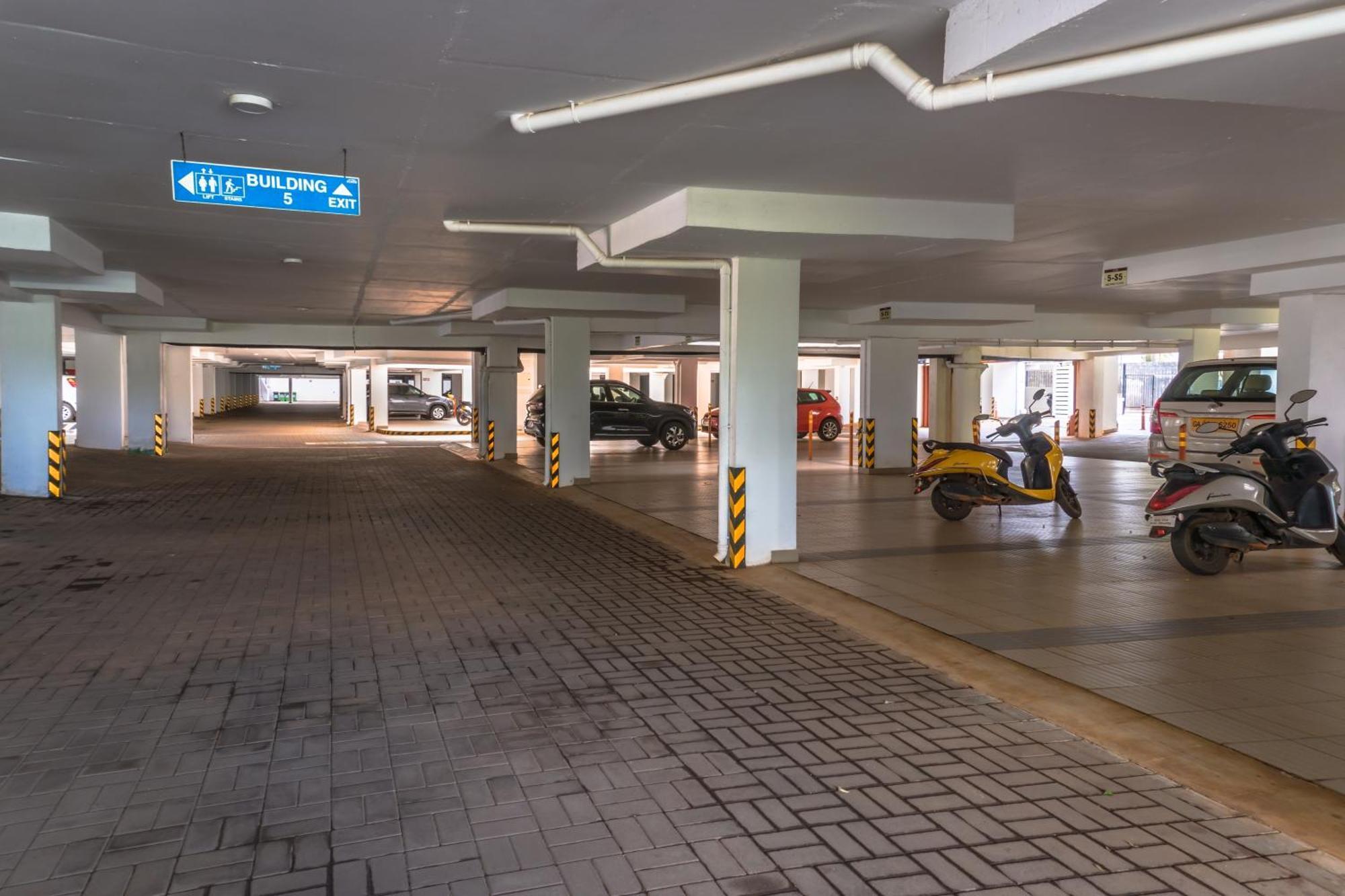 Ferienwohnung Acron Seawind Baga Arpora Calangute Exterior foto